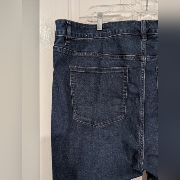 Lane Bryant Dark Wash Signature Fit Mid-Rise Straight Denim Jean Size 24S Short - Picture 7 of 14